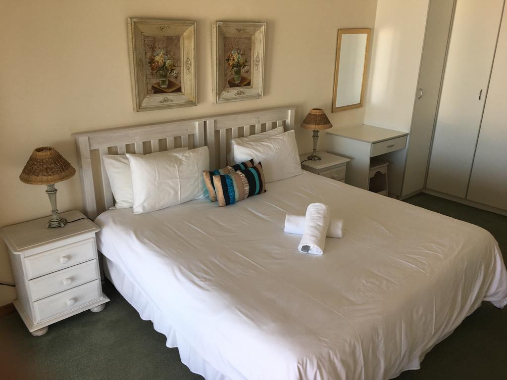 Seashells Holiday Apartments And Conference Centre Jeffreys Bay Exterior foto